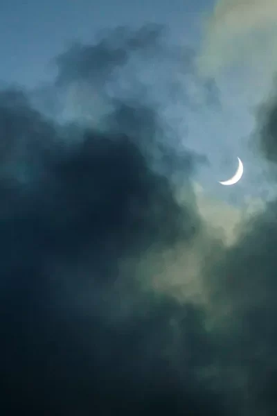 lua minguante e visagismo